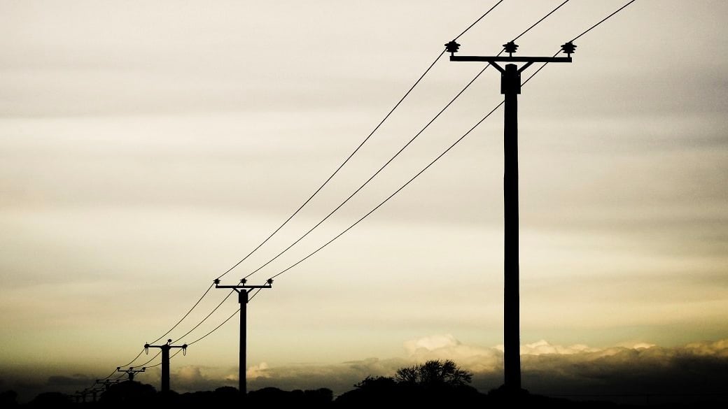 Man dies after truck touches power lines in Marsden Park